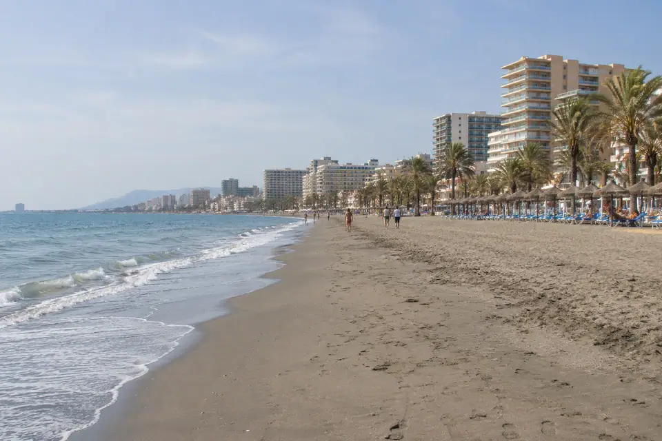 Het brede strand van Torremolinos
