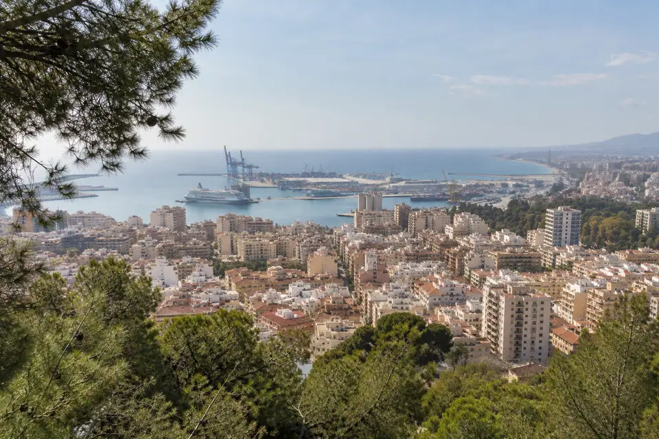 Uitzicht over Málaga richting zee