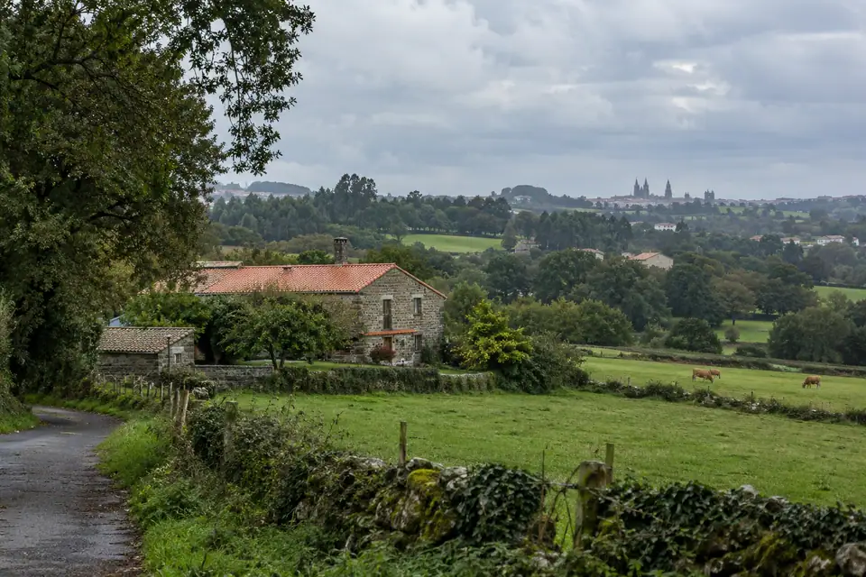 Groene heuvels rond Santiago